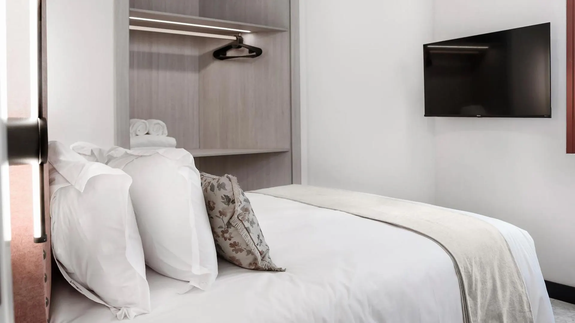 Apartamentos Turísticos Los Girasoles II Granada
